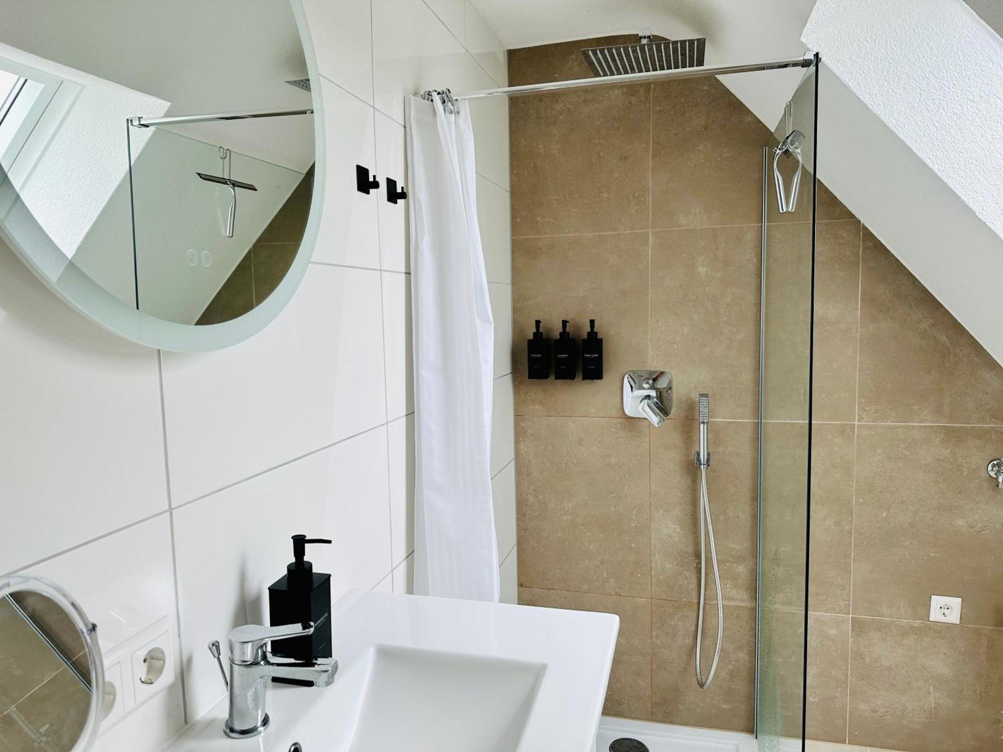 Bergblick-Apartment Istayunixi Seenaehe-Workspace-Netflix I Keine Monteure FDH Buitenkant foto